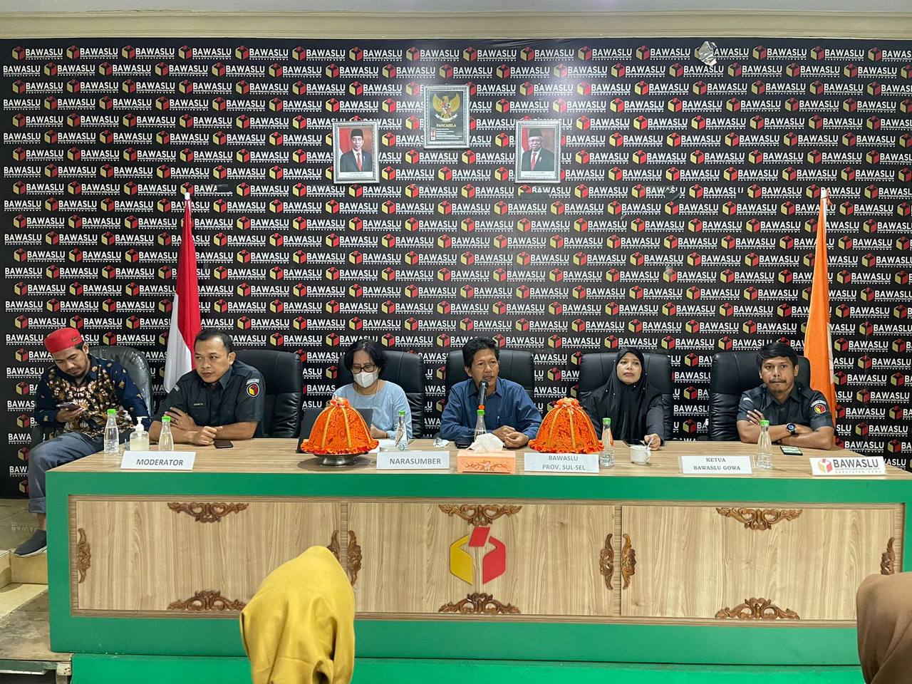 Perempuan Rentan Terjebak Pelanggaran, Bawaslu Gowa Gelar Dialog Publik Peran dan Partisipasi Perempuan dalam Pemilu