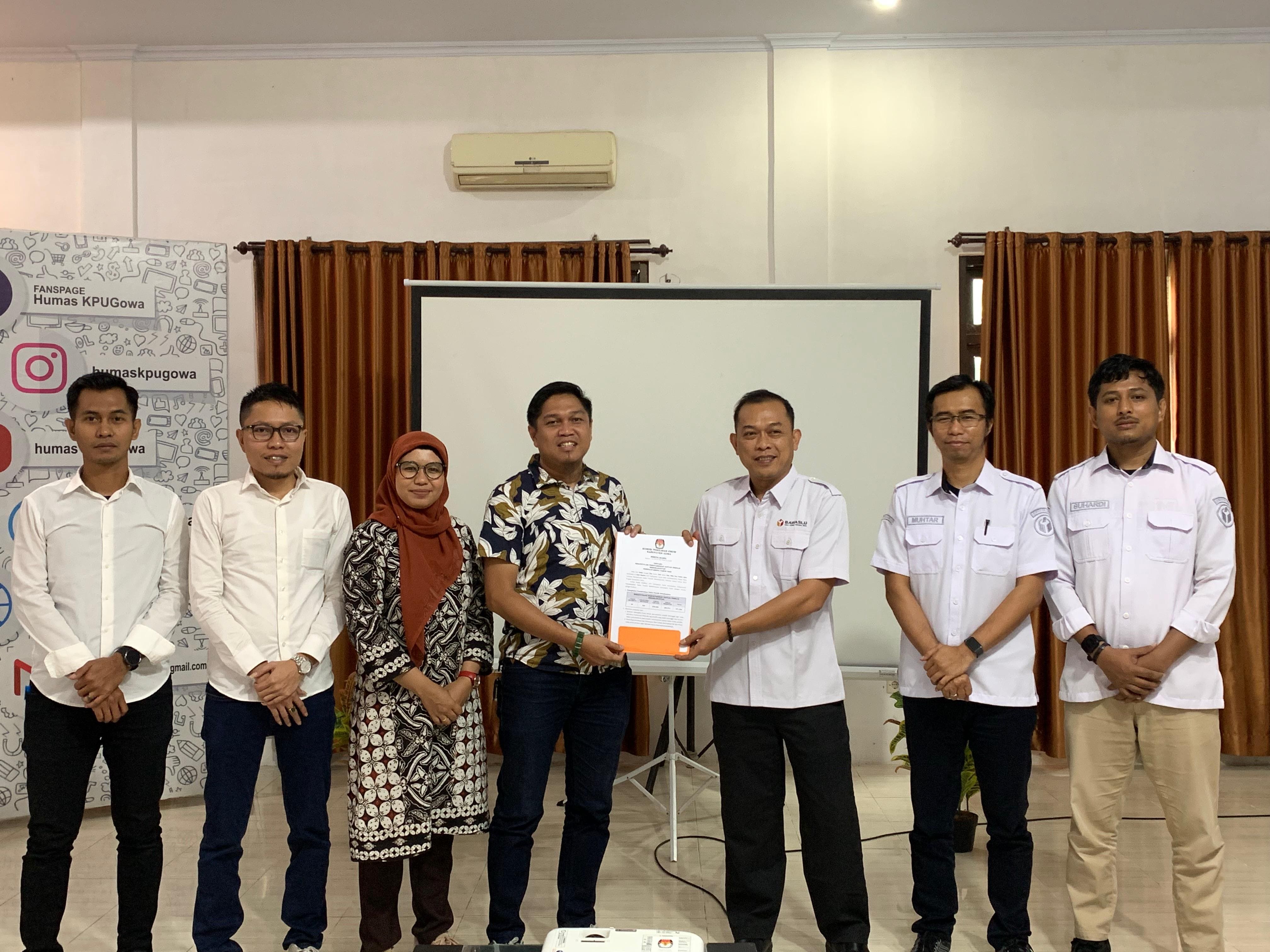 Anggota Bawaslu dan Komisioner KPU Gowa