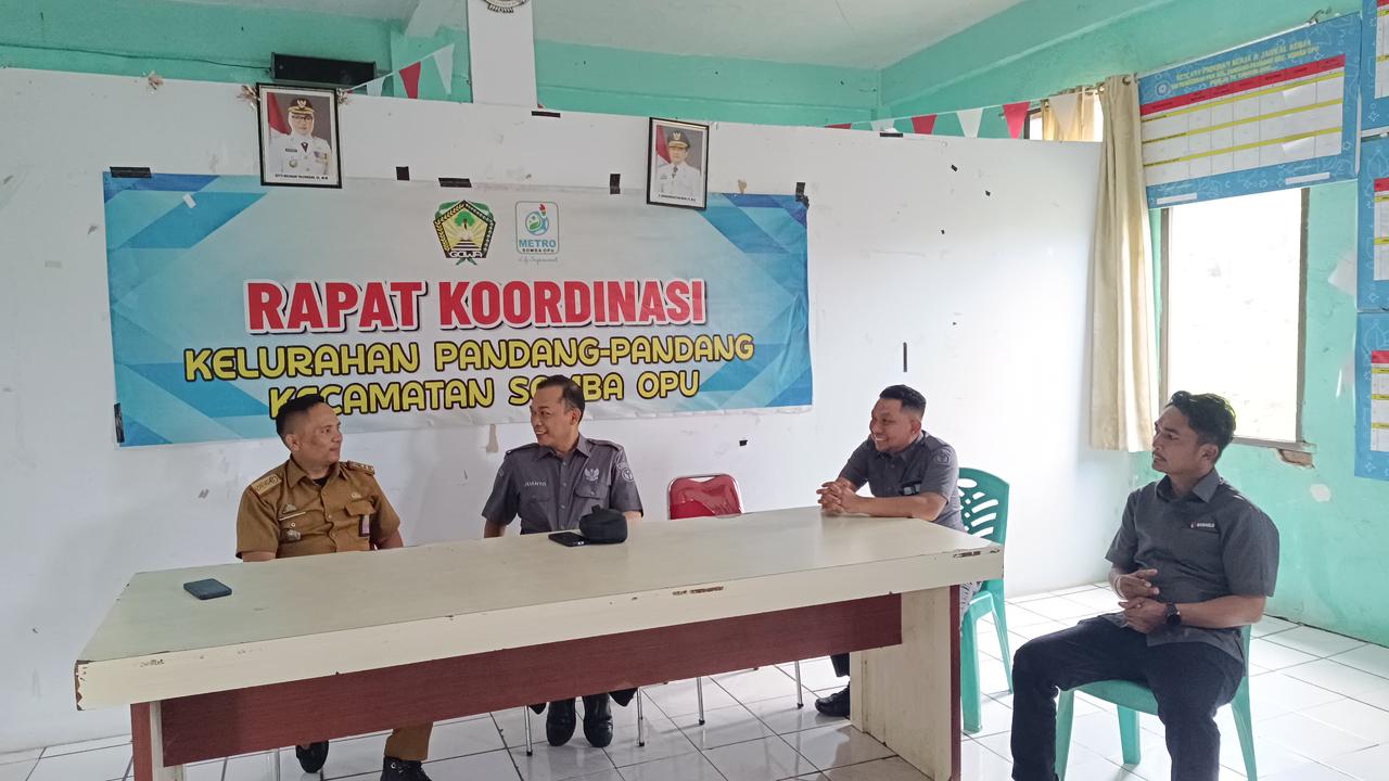 Koordinasi antara Tim Uji PetikBawaslu Kabupaten Gowa dengan Kelurahan Pandang-pandang 