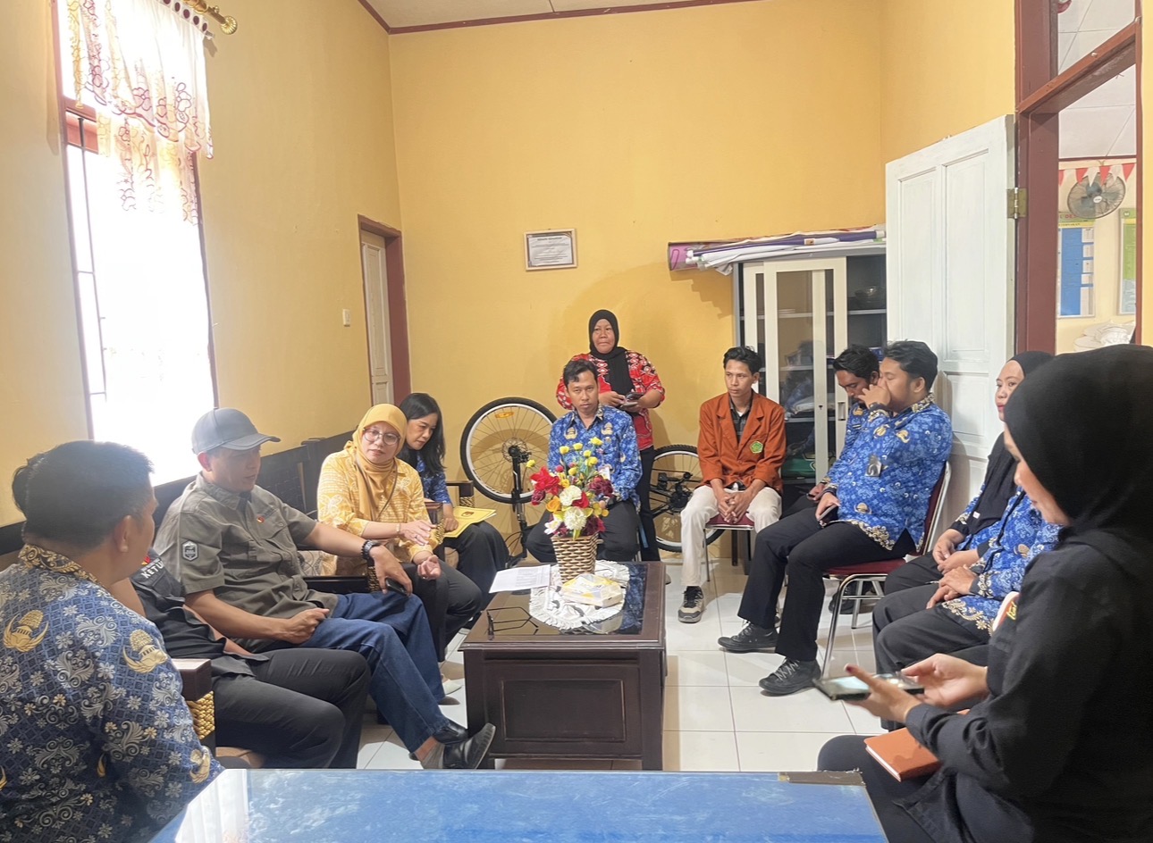 Ketua Bawaslu Gowa dan Anggota Bawaslu Gowa beserta jajaran dan KPU Gowa laksanakan Coktas di Kecamatan Bontomarannu