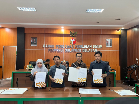 Bawaslu Gowa saat  penandatanganan Pernyataan Kinerja dan IKU Pengawas Pemilu 2026
