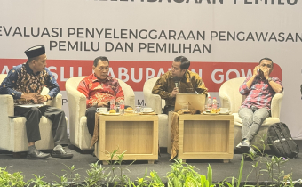 Juanto, Samsuar Saleh, Abrar Amir dan Fajrul Rahman Jurdi