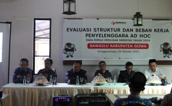 Pimpinan bawaslu sulel samsuar saleh, pimpinan bawaslu gowa saparuddin dan juanto, kasek bawaslu gowa zulkarnain dan pemateri