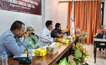 Ketua Bawaslu dan Komisioner KPU dalam FGD Evaluasi Pelaksanaan Pemilu dan Pemilihan Serentak 2024 di KPU