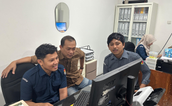 Kordiv HPS dan Kordiv Pencegahan melakukan Pengawasan Pemutakhiran Data Partai Politik Berkelanjutan Semester II d Kantor KPU Kab. Gowa