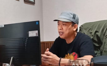 Anggota Bawaslu Gowa saat menyampaiakan pendapatnya pada kegiatan Verifikasi Data dan Informasi Program Pengawasan Partisipatif (Kamis,25/06/2026)
