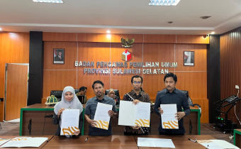 Bawaslu Gowa saat  penandatanganan Pernyataan Kinerja dan IKU Pengawas Pemilu 2026